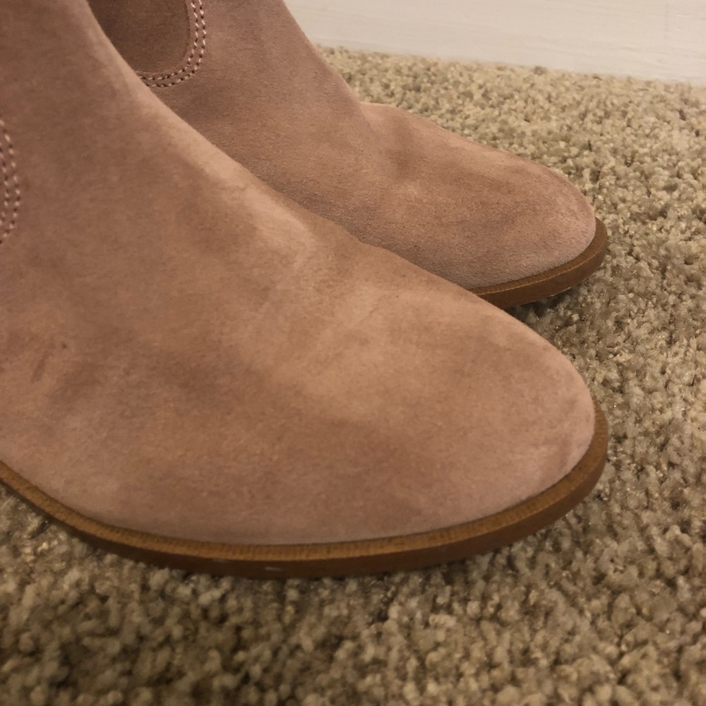 Women's Suede Ankle Boots - Pink - Picture 3 of 8